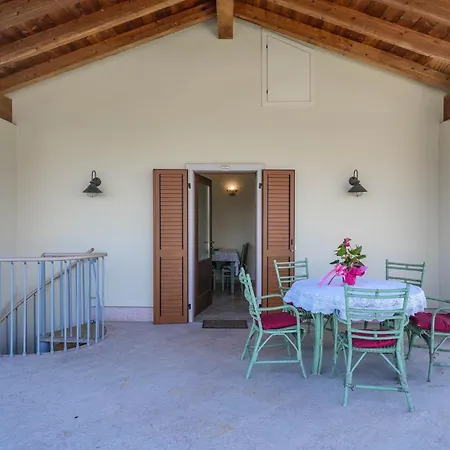 Romantico Nel In Fronte Acquardens SantʼAmbrogio di Valpolicella