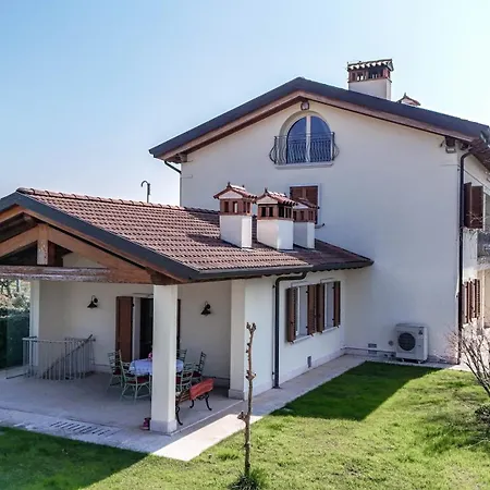 Country house Romantico Nel In Fronte Acquardens