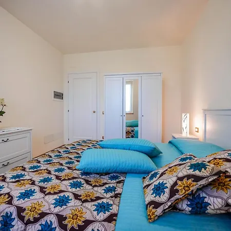 컨트리하우스 Romantico Nel In Fronte Acquardens