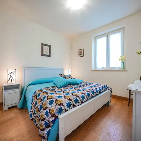 Country house Romantico Nel In Fronte Acquardens